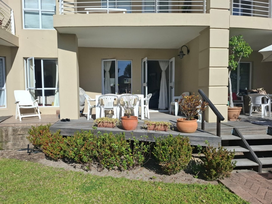 To Let 2 Bedroom Property for Rent in Harbour Island Western Cape